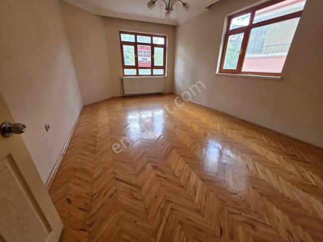 Etlik Şehir Hastanelerine Yakın Katta 3+1 Kiralık Daire
