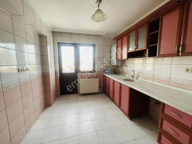 Etlik Şehir Hastanesine Yakın Bakımlı Boyalı 3+1 Kiralık Daire