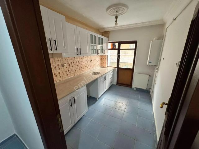 Etlik Lokman Hekım Yakını 2+1 Kat Konumunda Masrafsız Daire