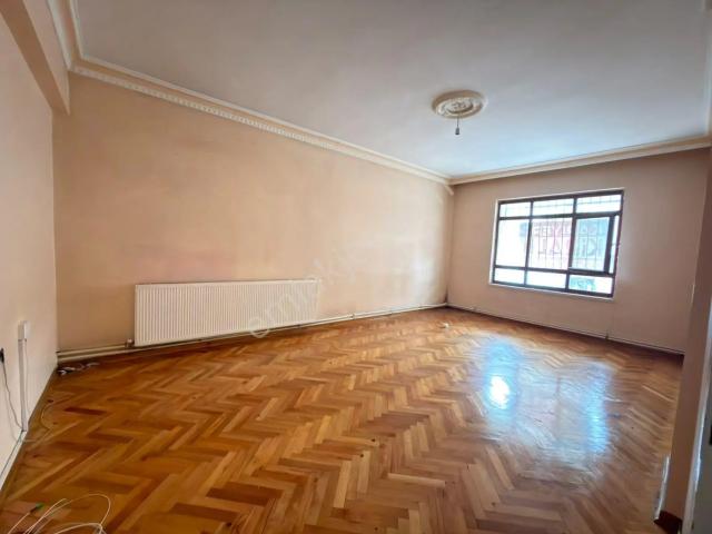 Etlik Lokman Hekim Yanı Cadde Dibi Bağımsız Yüksek Giriş 2+1 Kiralık