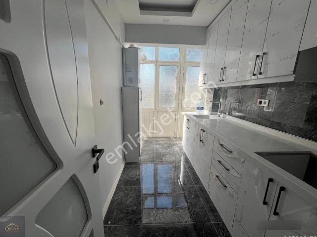 Etlik Merkezde Ultra Lüx Yapılı 1.kat Cadde Üzeri Ön Cephe 3+1 125m²