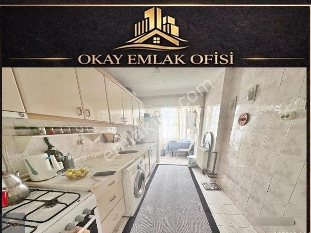 Etlik Merkez'de Park Cepheli Mantolamalı Binada Fırsat 1. Kat 3+1