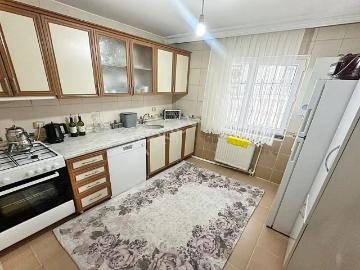 Etlik'de Refik Saydam Caddesi Yakını Giriş Katta Masrafsız Daire