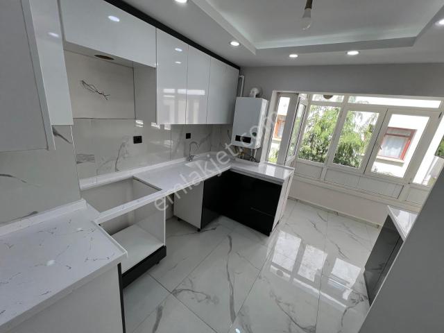 Etlik'te 3+1 Lokman Hekim Yakını 2.ara_kat Lüx Yapılı 130m2