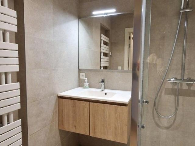 ETTERBEEK: APPARTEMENT MEUBLE 2 CHAMBRES + BALCON Etterbeek