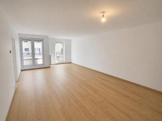 Etterbeek Magnifique appartement + terrasse et parking !