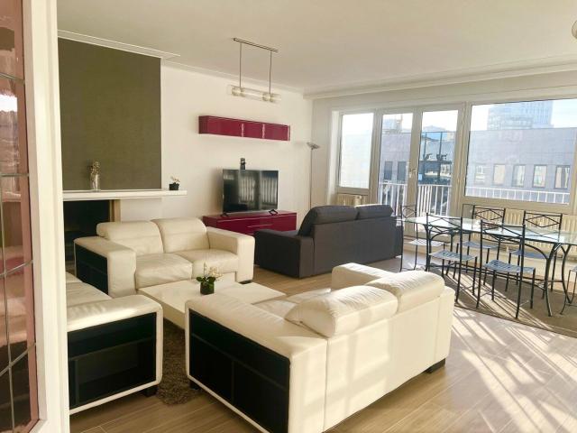 Etterbeek, Rue Froissart 119 – EU District – Located 150m fr