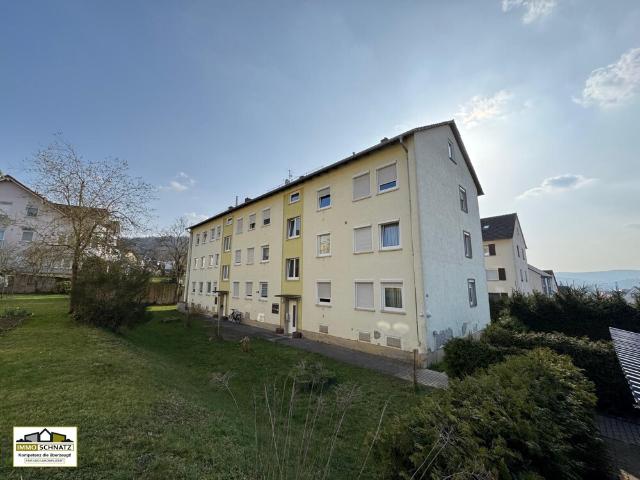 Kapitalanlage: Dachgeschosswohnung mit 45 m² und Mietpotenzial in Erlenbach