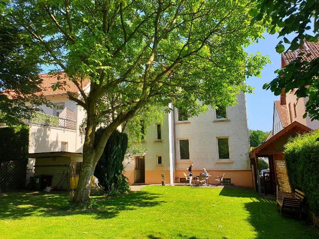 ETW im EG ruhige stadtnahe Lage