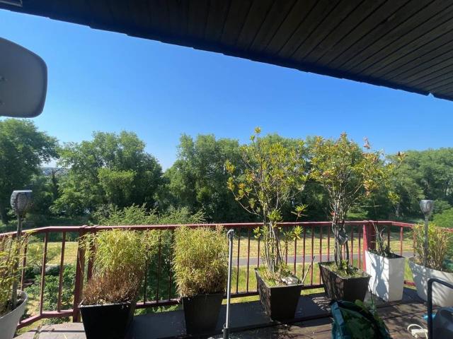 ETW in TOP LAGE 1. Mainlinie mit Mainblick
