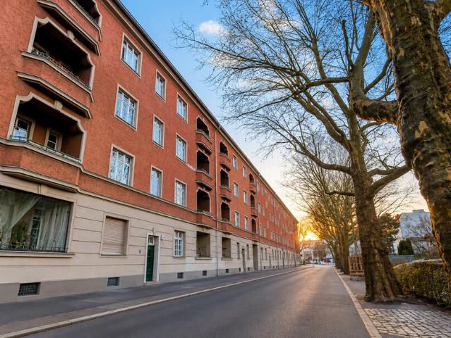 ETW mit 4 Zimmer + ca. 87 qm Berlin Reinickendorf Balkon zur Selbstnutzung oder Kapitalanlage !
