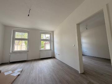 Etwas Besonderes: Schicke 3 Raum Wohnung mit eigenem Eingang und eigenem Garten