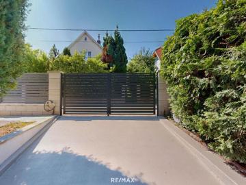 ETWAS GANZ BESONDERES Neuwertige Villa in Grün und Ruhelage mit gepflegtem Garten in privilegierter Lage Wien 1210