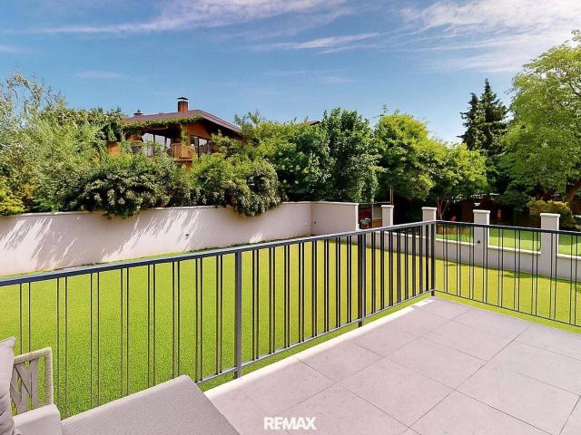 ETWAS GANZ BESONDERES Neuwertige Villa in Grün und Ruhelage mit gepflegtem Garten in privilegierter Lage Wien 1210