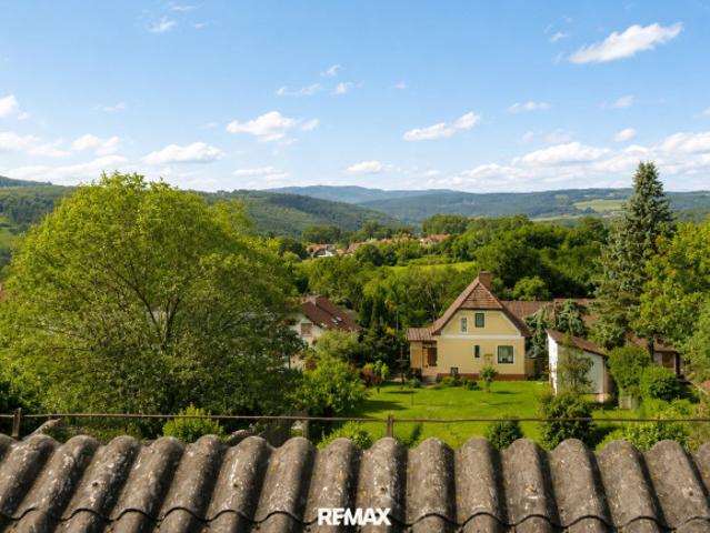 Etwas ganz Besonderes Traumgrundstück mit unverbaubarem Fernblick in absoluter Ruhelage, Pendlertraum!