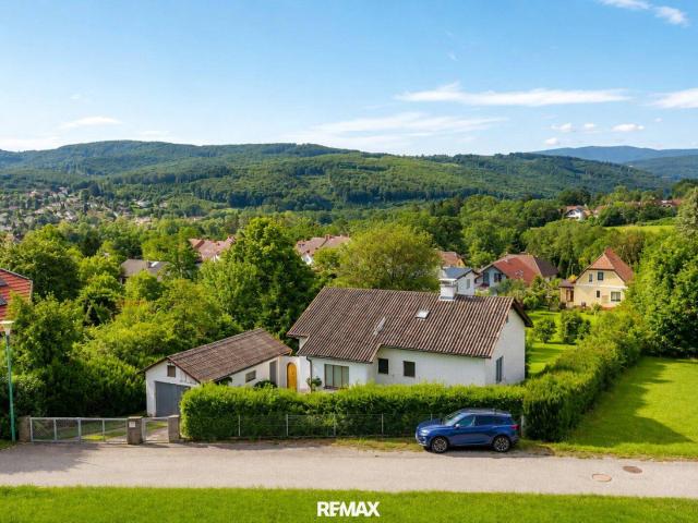 Etwas ganz Besonderes Traumgrundstück mit unverbaubarem Fernblick in absoluter Ruhelage, Pendlertraum!