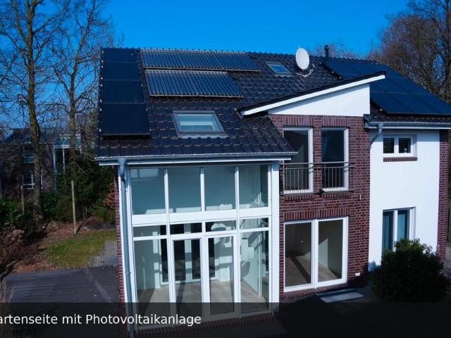 Etzhorn: Haus Bj. 2012 | 165 m² + 70 m² UG | Wärmepumpe + PV