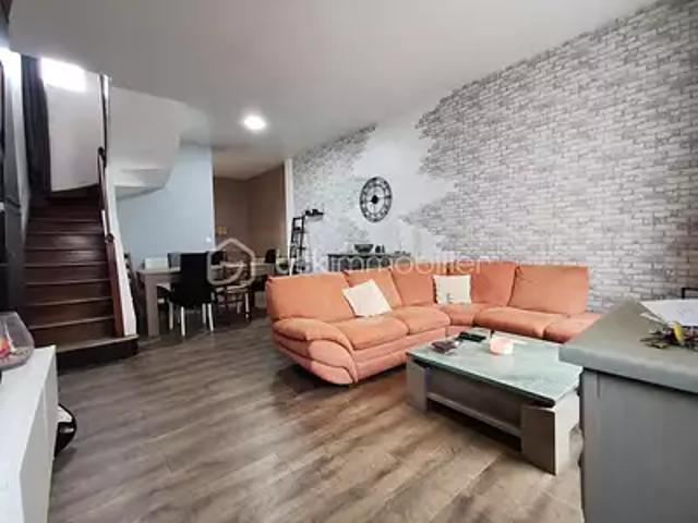 Eu 76260 Achat / Vente maison 6 pièces t6 cave balcon