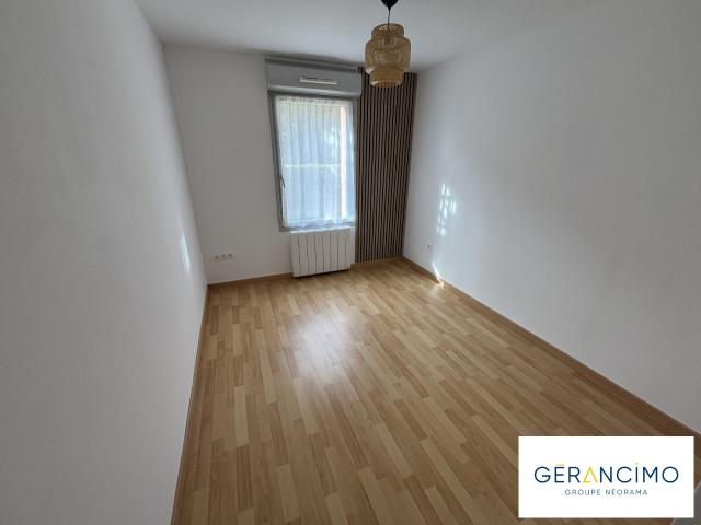 Eu – appartement t2 avec terrasse + parking