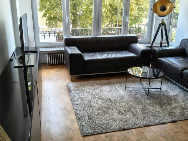 EU Area Bright apartment with view of Square Marie Louise
