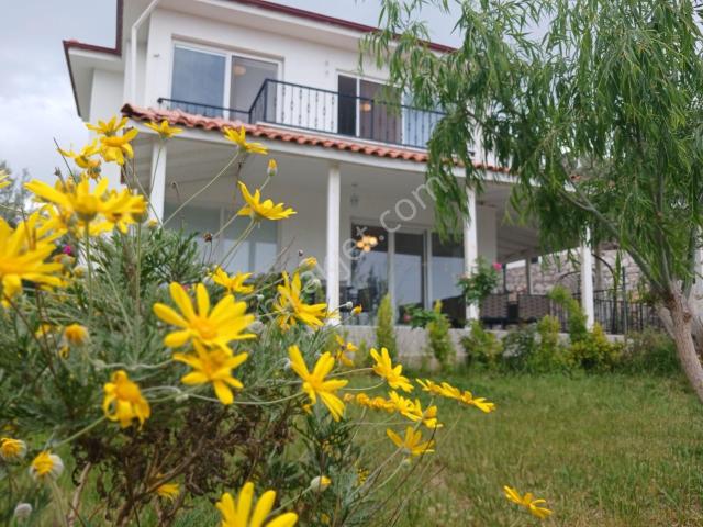 Eu Gayrimenkul'den Denize Yakın Tam Mustakil 3+1 Villa