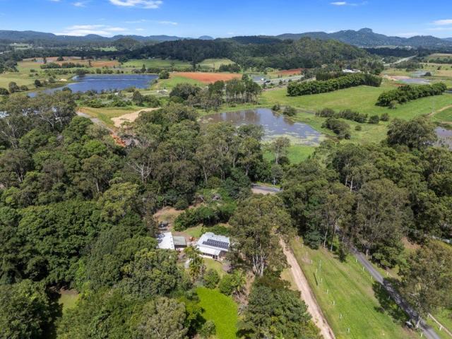 Eumundi's lifestyle on a private acre