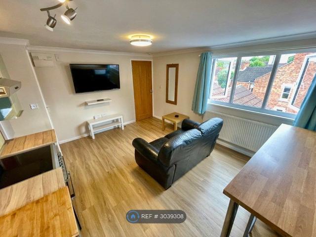 Euclid St, Swindon SN1, 1 bed flat to rent, £1,100 pcm | PrimeLocation