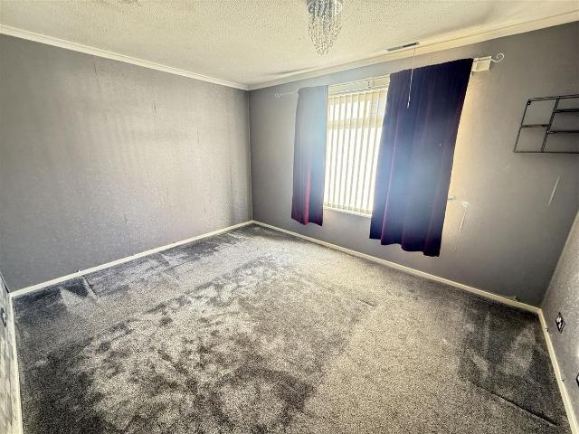Europa Avenue, West Bromwich B70, 2 bed detached bungalow to rent, £1,125 pcm | PrimeLocation