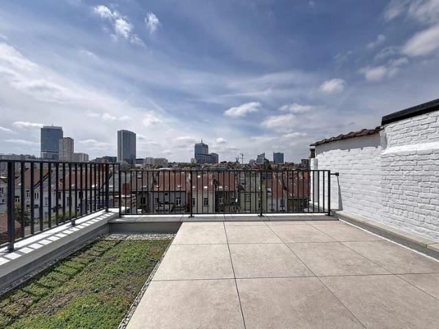 European Quarter: New penthouse with terrace