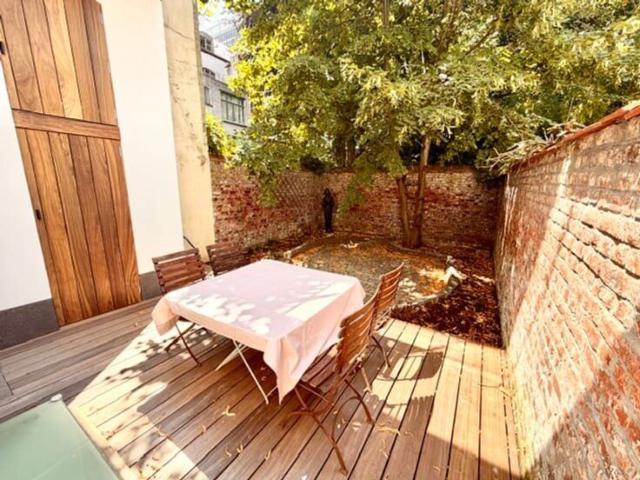 European Quarter: fully renovated flat