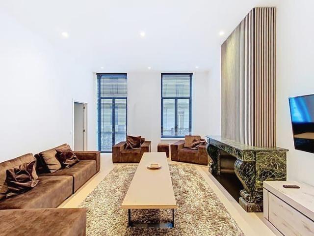 European Quarter | Stunning furnished 2beds + outdoors