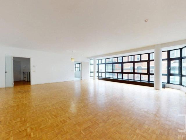 European Quarter – Spacious 3 bedroom duplex