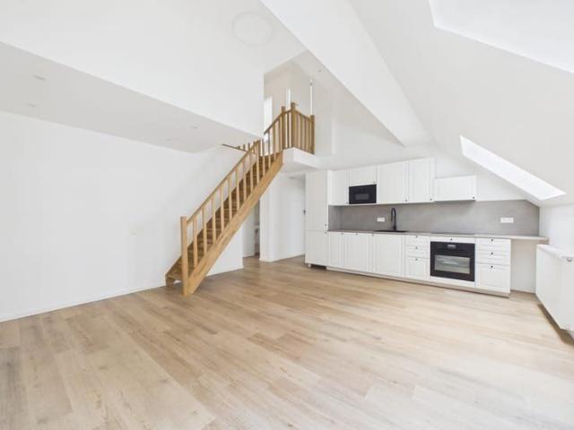 Europese wijk | 4 Bedroom Apartment Renovated!