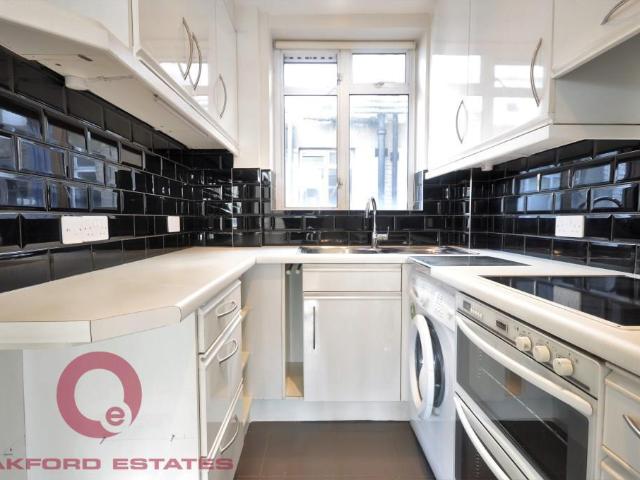 Euston Road, Euston NW1 2 bed flat to rent £3,835 pcm £885 pw