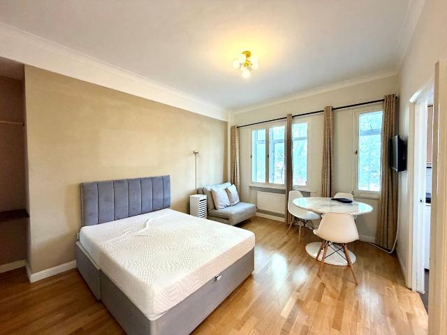 Euston Road, London NW1, Studio to rent, £2,350 pcm | PrimeLocation