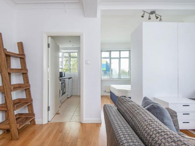 Euston Road, London NW1, Studio to rent, £2,500 pcm | PrimeLocation