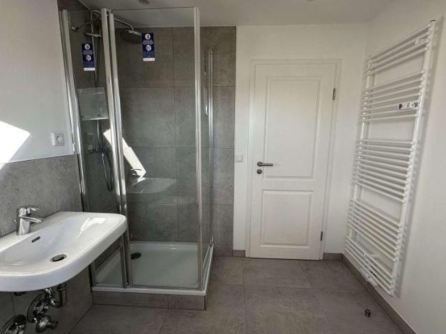 Eutritzsch komplett neu sanierte & moderne Dachgeschoßwohnung mit Loggia in verkehrsgünstiger Lage
