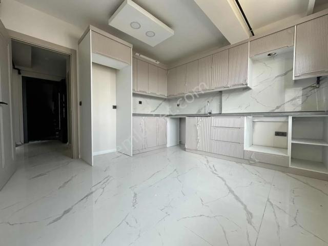 Evola Gayrimenkul'den Mükemmel Konumda Geniş 3+1 Dubleks 207 M²