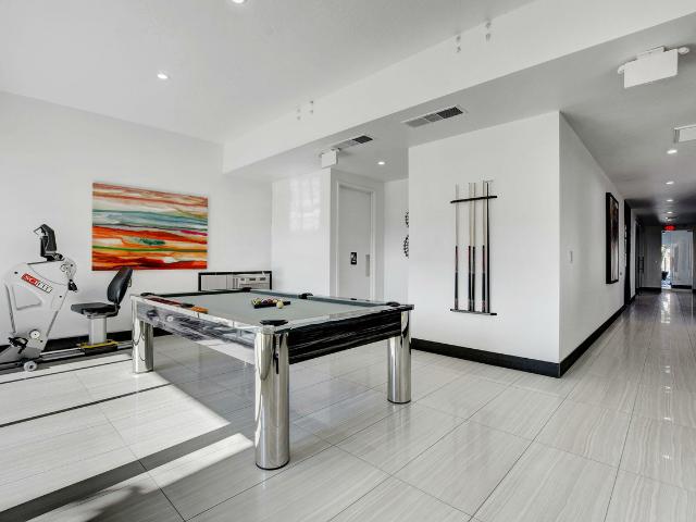 Evoq Studio Apartment for Rent at 3550 Paradise Rd, Las Vegas, NV 89169