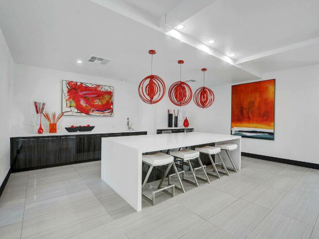 Evoq Studio Apartment for Rent at 3550 Paradise Rd, Las Vegas, NV 89169