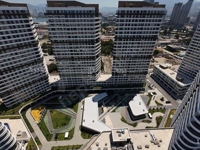 EVORA İZMİR DENİZ MANZARALI 4+1 +MÜŞTEMİLAT 2 KAPALI OTOPARK