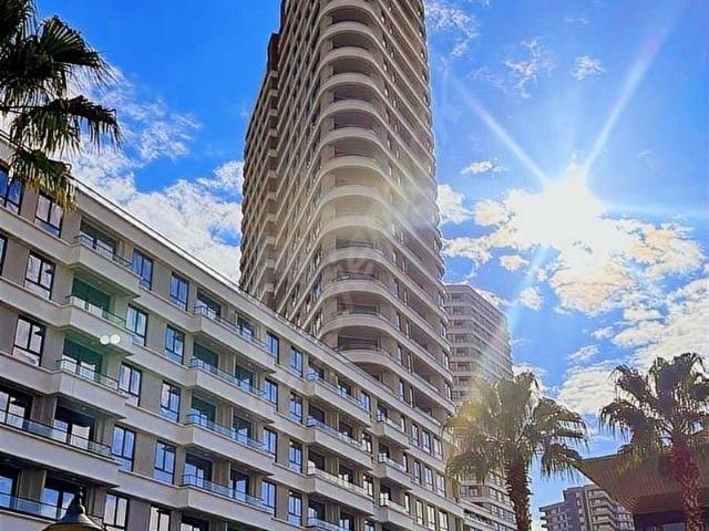 Evora İzmir'de Deniz Manzaralı 17. Kat Kiralık 1+1 Daire