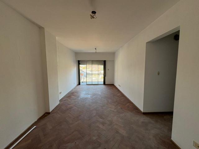 Eva Peron 4917 Piso 3 Departamento 2 – Alquiler