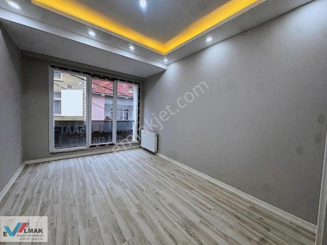 Evalmak'tan Mehmet Akif Mah.de Satılık 2+1 Arakat Daire