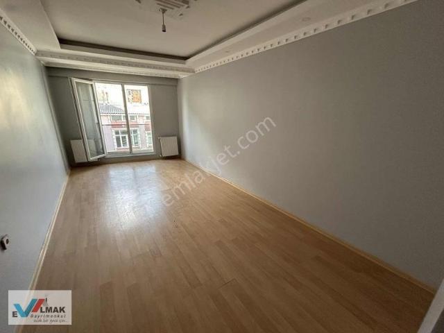 Evalmak'tan Söğütlüçeşme Mah.de Krialık 2+1 Arakat Daire