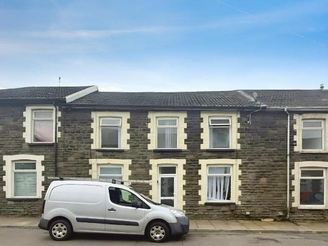 Evans Square, Pontypridd CF37, 3 bed property to rent, £1,000 pcm | PrimeLocation
