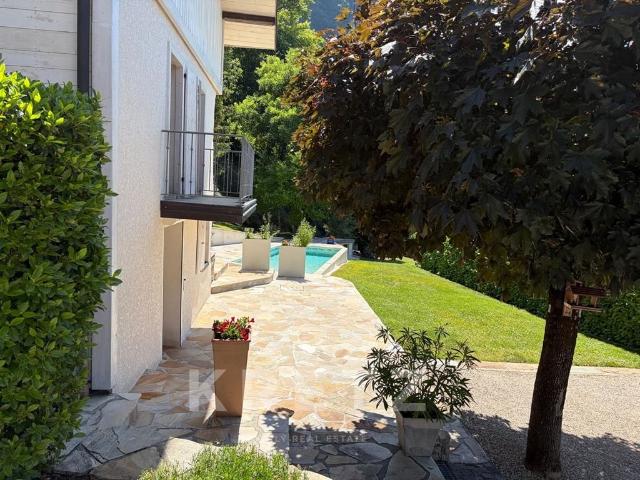 Évasion sur les Hauteurs de Chambéry, 2 maisons, jolie vue d. 240m² Verel Pragondran
