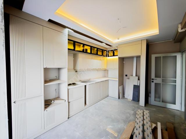 Evbul'dan İzyıl Koru Park Arkasında Satılık 2+1 Ara Kat Daire