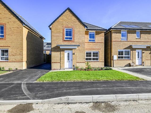 Evelina Way, Sittingbourne, ME10 4 bed house to rent £2,000 pcm £462 pw