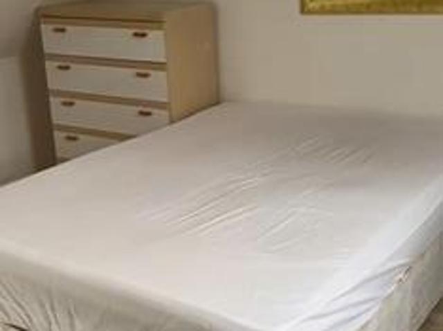 Eveline Road, Mitcham CR4 1 bed in a house share to rent £750 pcm £173 pw